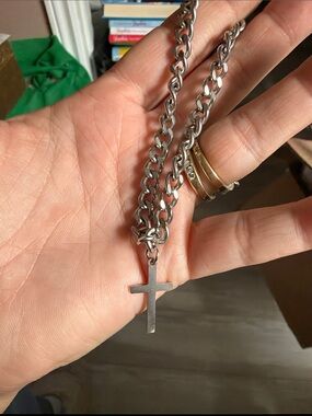 🔥$2 Silver Tone Double Chain bracelet with Cross Pendant